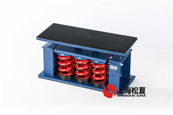 柴油發(fā)電機(jī)<a href='http://gouseng.cn' target='_blank'><u>彈簧減震器</u></a>就是指傳動裝置+發(fā)電機(jī)組